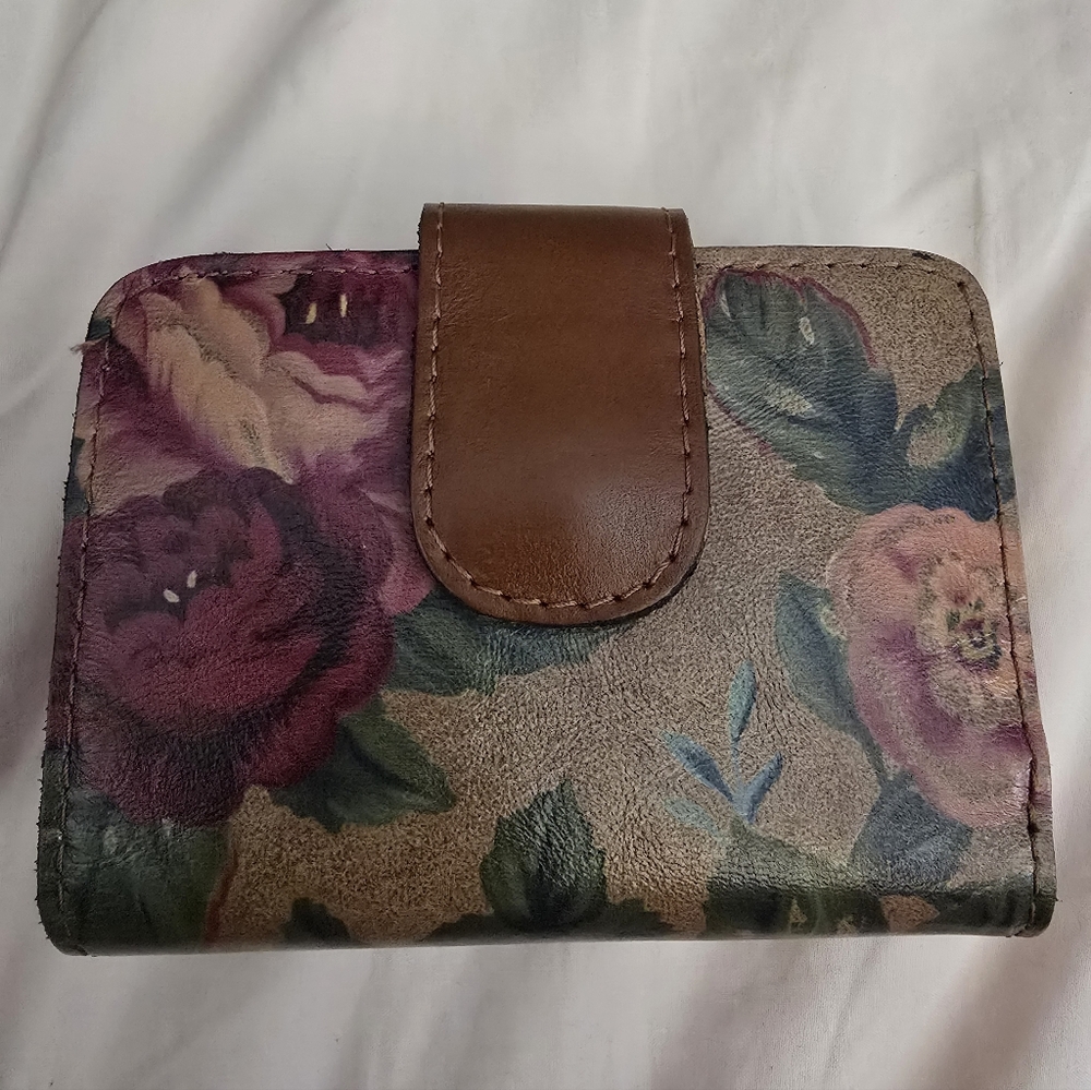 Patricia Nash Bifold Wallet